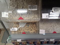 Food prices in Montenegro, Seeds and nuts