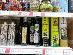 Food prices in Athens in Greece, Olive oil