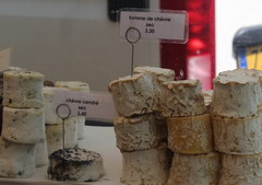Food prices in Amsterdam, goat cheese