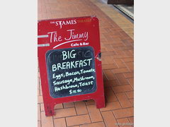 Цены на еду в Новой Зеландии в Веллингтоне, Завтрак в кафе-баре