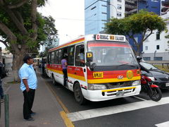 Транспорт в Перу (Лима), Автобус от Порта до центра