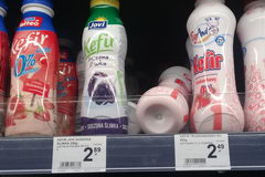 Цены на проукты в Польше в супермаркетах, Фруктовый кефир