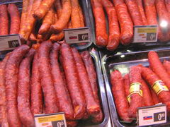 Цены в Словакии в Братиславе, Копченые колбасы