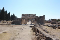 Excursions in Turkey, Ruins of Hieropolis in Pamukkale