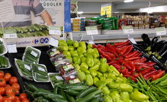 Prices for products in Antalya stores in Turkey, Various vegetables