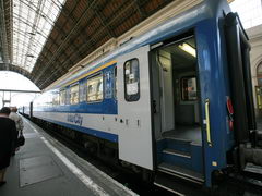 Transport of Budapest, Hungarian train