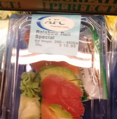 Inexpensive meals in the USA in supermarkets, Sushi set 
