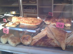 Street food prices in Armenia (Yerevan), Pies