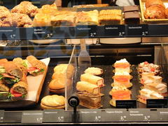 Prices in a cafe in Vienna, Cakes