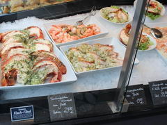 Food prices in Vienna in Austria, Seafood grill