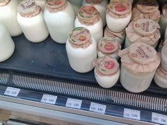 Цены на продукты в Баку, Молочная продукция