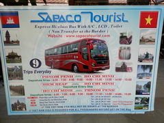 Камбоджа, Пномпень, транспорт, Автобус компании Sapaco Tourist