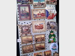 Prices for souvenirs in Cesky Krumlov, Souvenir magnets