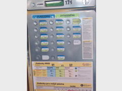 Городской транспорт в Праге, Автомат по продаже билетов