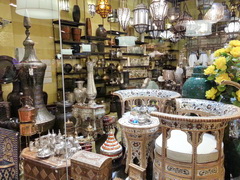Сувениры в Дубае в ОАЭ, Разнообразные суверные изделия