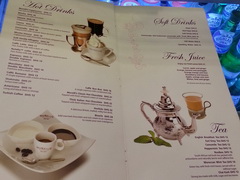 Eating out in Dubai, How much is a coffee