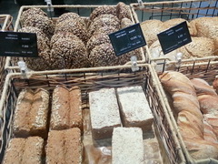 Цены на продукты в Дубае, Хлеб