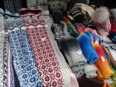 Цены на сувениры в Таллине, Необычные шапки – шарфы