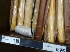 Цены на продукты в магазинах в Хельсинки, Хлеб - багеты