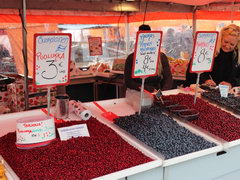 Prices on the market on the waterfront of Helsinki, forest berry