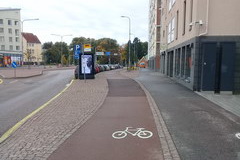 Bicycle in Helsinki, Cycle paths