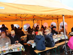 Уличная еда в Хельсинки в Финляндии, Крытые кафе на набежной