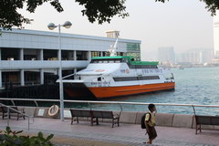 Транспорт Гонконга, Скоростной Паром на остров Ламма