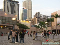 Что посетить в Гонконге, Набережная в Гонконга рядом а Аллеей звезд