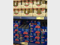 prices in grocery stores in Dubrovnik (Croatia), Olives and Tomatoes