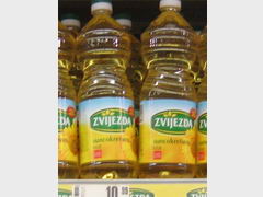 Food prices in Zagreb (Croatia), Sunflower oil