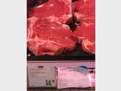 Food prices in Zagreb (Croatia), Meat - beef