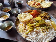 Еда в Индии, Тали в Керала – Кочин