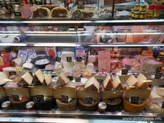 Food prices in Spain, Various cheeses