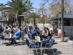 Цены на еду в Барселоне, Недорогое кафе в парке