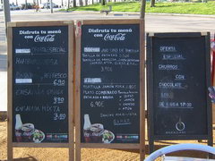 Restaurants in Barcelona, Prices in a cheap cafe in the park