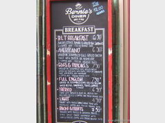 Restaurants in Barcelona, Menu for breakfast in a cafe