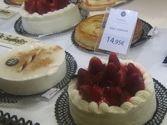Prices in supermarkets in Barcelona, more cakes