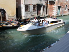 Water transport in Venice in Italy, Water taxi