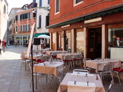 Цены в кафе в Венеции, Ресторан снаружи