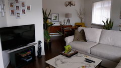 Apartment for rent in Canada in Toronto, Living room
