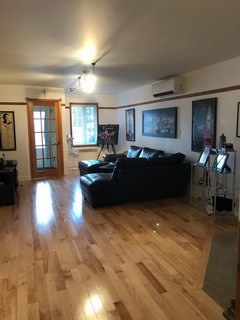 Houses in Montreal in Canada, Living room