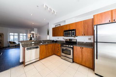 Houses in Vancouver in Canada, Living room with kitchen