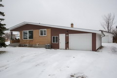 Houses in Winnipeg, Canada, House outside