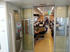 Поезда в Китае в Гуанчжоу, Внутри скоростного китайского поезда
