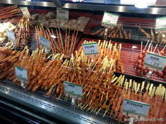 Что съесть в супермаркете в Гуанчжоу в Китае, Шашлычки