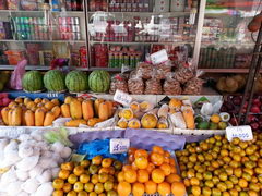Лаос, Вьентян, цены на продукты, Фрукты на рынке