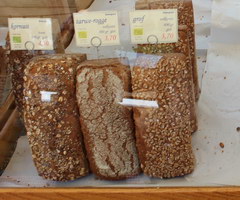 Цены на продукты в Нидерландах, Различный хлеб с добавками