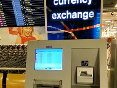 Аэропорт TORP в Санефьерд (Норвегия), Автомат по обмену валют