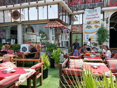Цены на еду ресторане в Салала в Омане, Обстановка в кафе