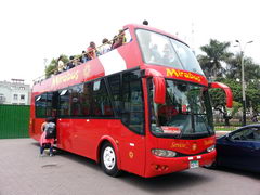 Entertainment in Peru (Lima), Tourist coach Mirabus